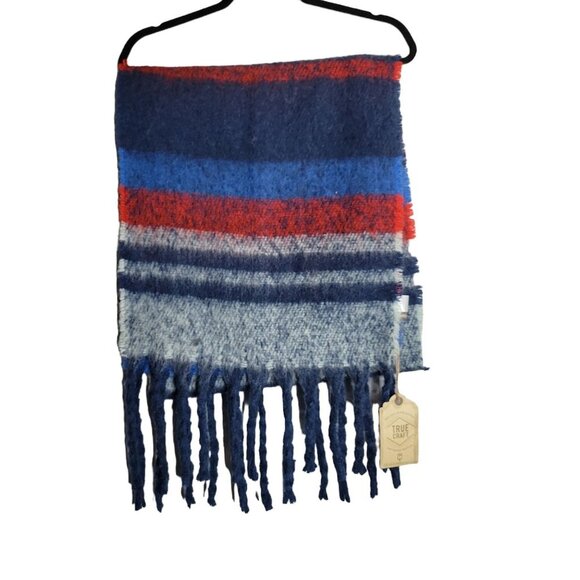 NWT True Craft Soft Fuzzy Large Winter Scarf Striped Blue Red - Picture 1 of 5